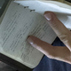 Imagen para el artículo titulado Una nota oculta a simple vista en una nueva imagen de Venom revela cuáles serán los villanos del film